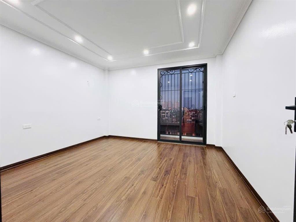 Bán nhà đền lừ, vỉa hè, kinh doanh, gần mặt đường lớn, rẻ vô địch, 62m2, chỉ 16,99 tỷ