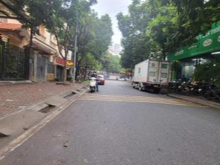 Bán nhà pltrần duy hưng. dt 150m2 x 5t, mt 12m cách phố 50m, ngõ rộng ôtô tránh nhau. 60 tỷ.