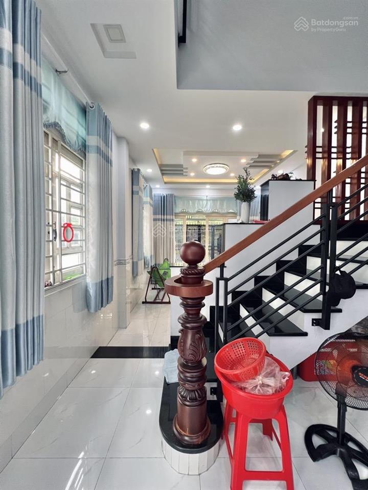 Nhà trong công viên, ngay mặt tiền nguyễn sỹ sách, 4 tầng 4x16 giá 8,8 tỷ