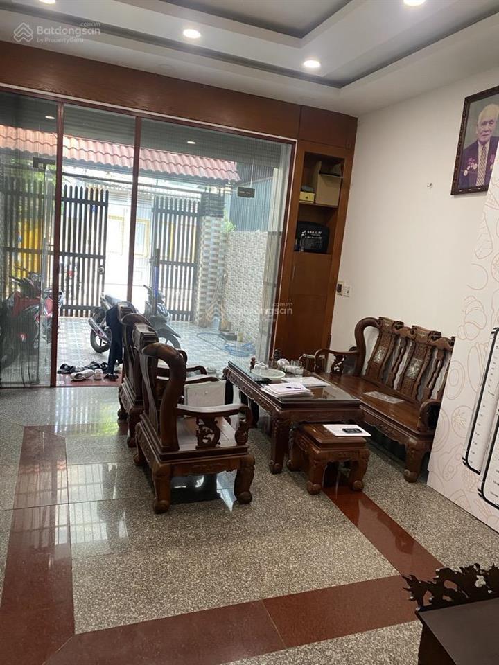 Bán nhà cộng hòa, ngay công viên, đầu c12 vào ga t3, 3 tầng 4x16,5, 8,3 tỷ