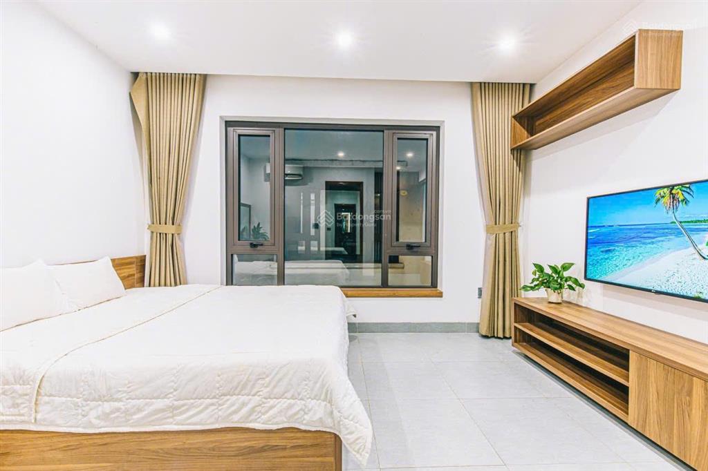 Chính chủ cần bán nhanh căn villa có sổ, đầy đủ nội thất, vị trí đẹp, giá từ 11tỷx.  0986 594 ***