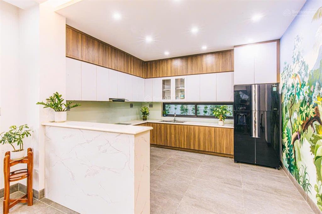 Chính chủ cần bán nhanh căn villa có sổ, đầy đủ nội thất, vị trí đẹp, giá từ 11tỷx.  0986 594 ***