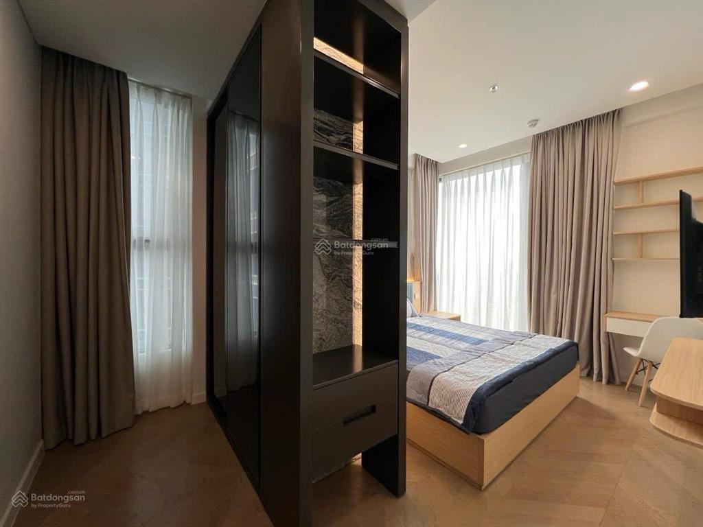 Bán căn 2pn góc lumiere tòa west full nội thất giá 11 tỷ all in đã có sổ.  0936 484 ***