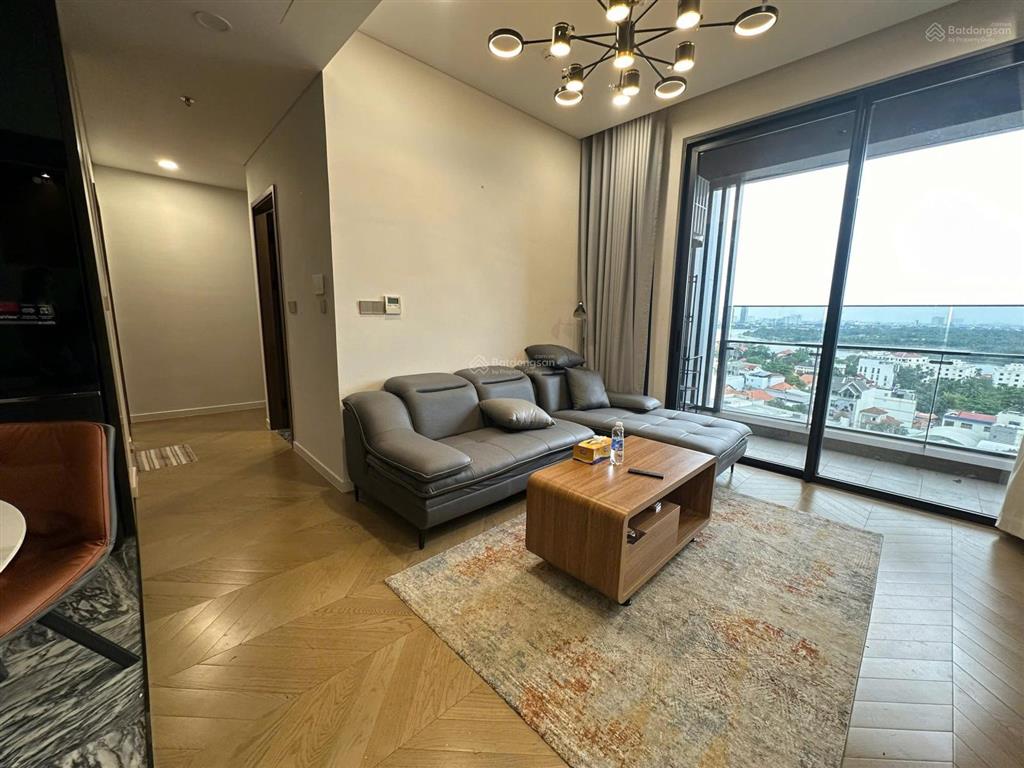 Bán căn 3pn lumiere view sông full nội thất đã có sổ bán 16,4 tỷ all in bao thuế phí.  0936 484 ***