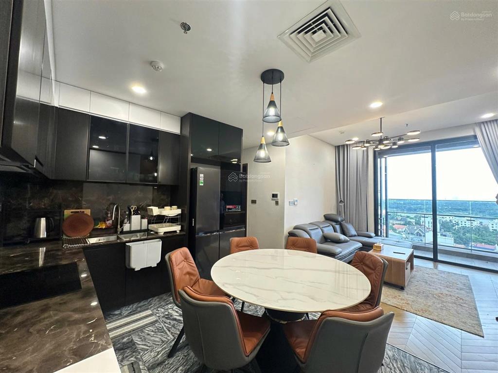 Bán căn 3pn lumiere view sông full nội thất đã có sổ bán 16,4 tỷ all in bao thuế phí.  0936 484 ***