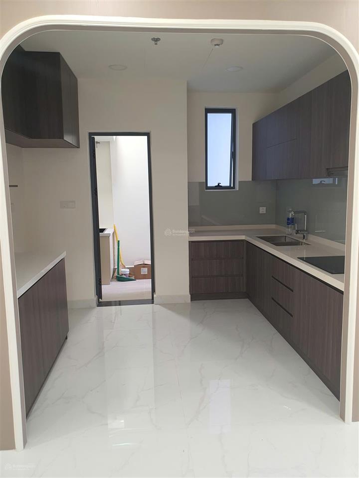 Bán căn hộ cao cấp khu diamond centery  celadon city, full nội thất đẹp  3pn  3wc. 0902 443 ***