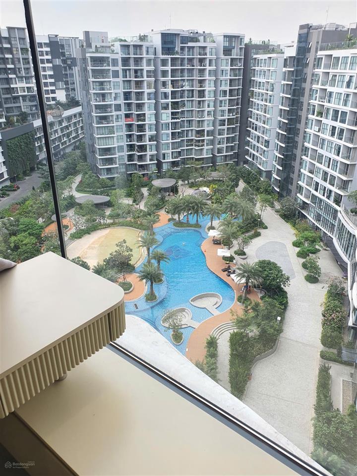 Bán căn hộ cao cấp khu diamond centery  celadon city, full nội thất đẹp  3pn  3wc. 0902 443 ***