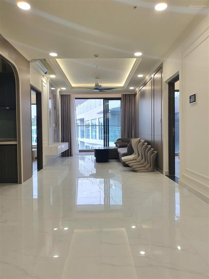 Bán căn hộ cao cấp khu diamond centery  celadon city, full nội thất đẹp  3pn  3wc. 0902 443 ***