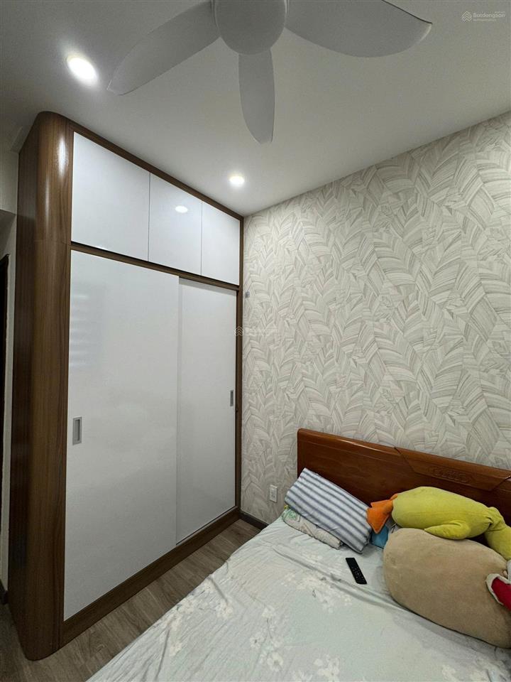 Bán căn hộ 3pn, 2wc 80m2  khu ruby  celadon city  giá chỉ 4,950 tỷ.  0902 443 ***