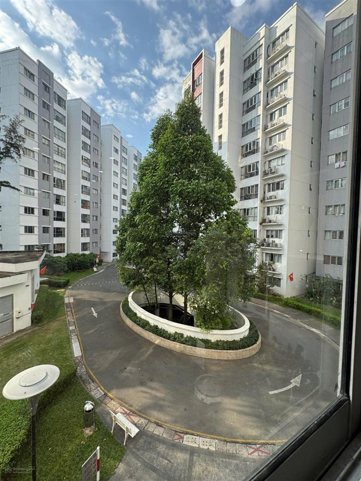 Bán căn hộ 3pn, 2wc 80m2  khu ruby  celadon city  giá chỉ 4,950 tỷ.  0902 443 ***