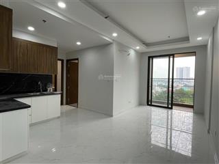 Chính chủ bán opal skyline 65m2, 2pn, có ban công, view hồ bơi đẹp 2,3 tỷ. thương lượng 0899 904 ***