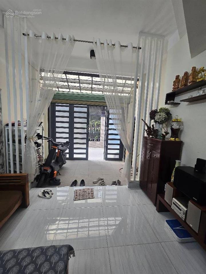 Nhà hẻm xe hơi thông đ. huỳnh tấn phát q.7 giá 5,9 tỷ
