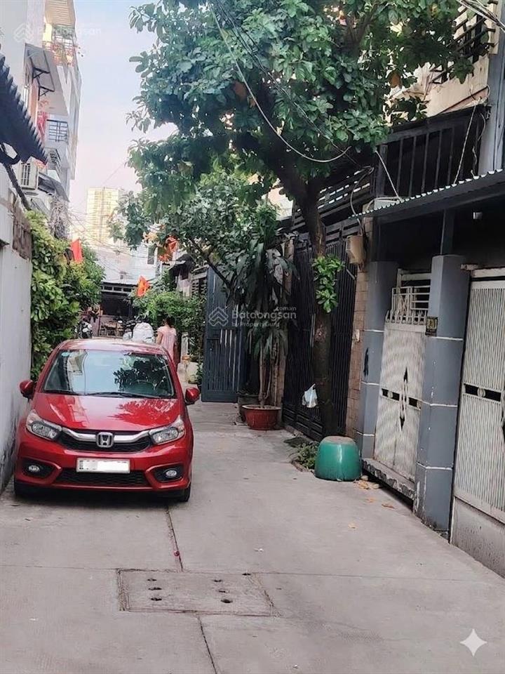 Nhà 4 tầng xe hơi ngủ trong nhà q.7 dòng tiền 192 tr
