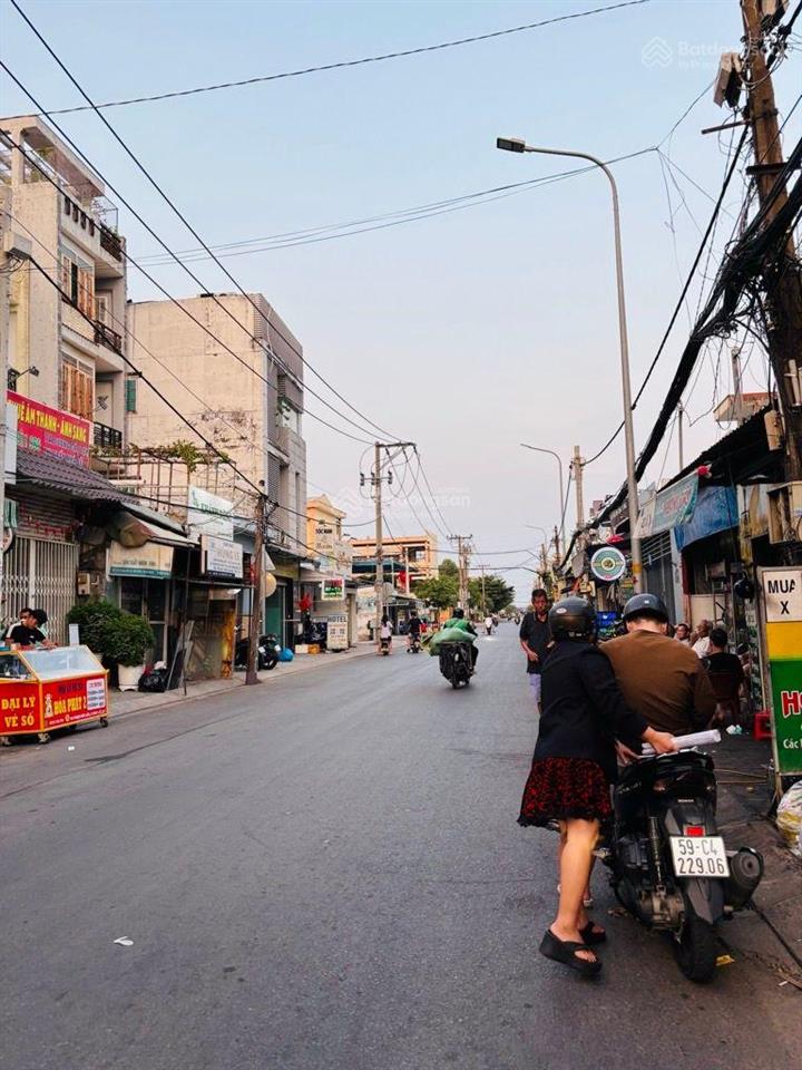 Bán nhà mặt phố tại phú mỹ, quận 7, tp.hcm, 7,5 tỷ, 70m2  hàng hiếm tại vị trí đắc địa