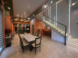 Căn góc 5 tầng pavilon  ngay tòa 39 tầng masteri  dòng tiền 65tr/tháng  120m2  25.x tỷ