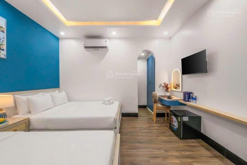 Khách sạn 7 tầng lõi tt an thượng  dòng tiền 300tr/tháng  50m ra biển  khu phố tây  3x tỷ