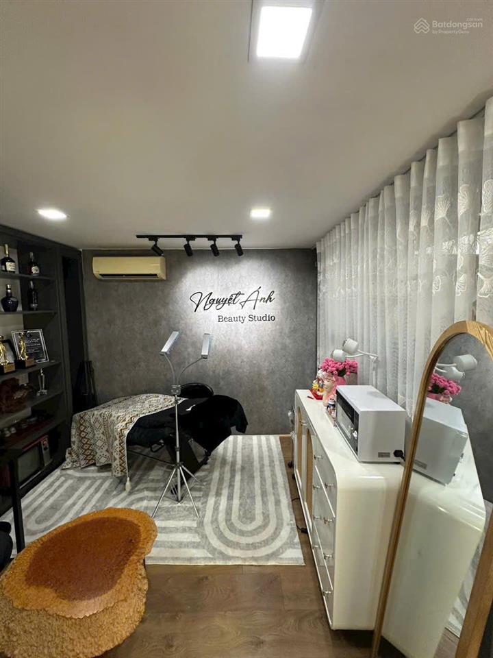 Cho thuê duplex sky garden 3pn 2wc  view thoáng tầng trung