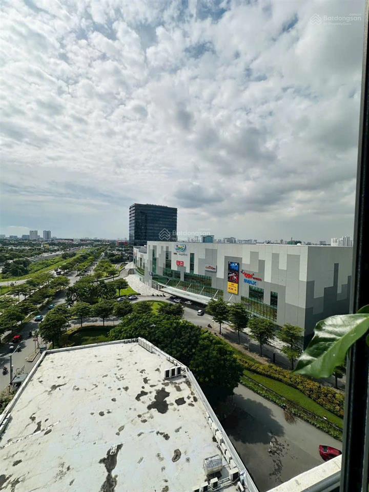Cho thuê duplex sky garden 3pn 2wc  view thoáng tầng trung