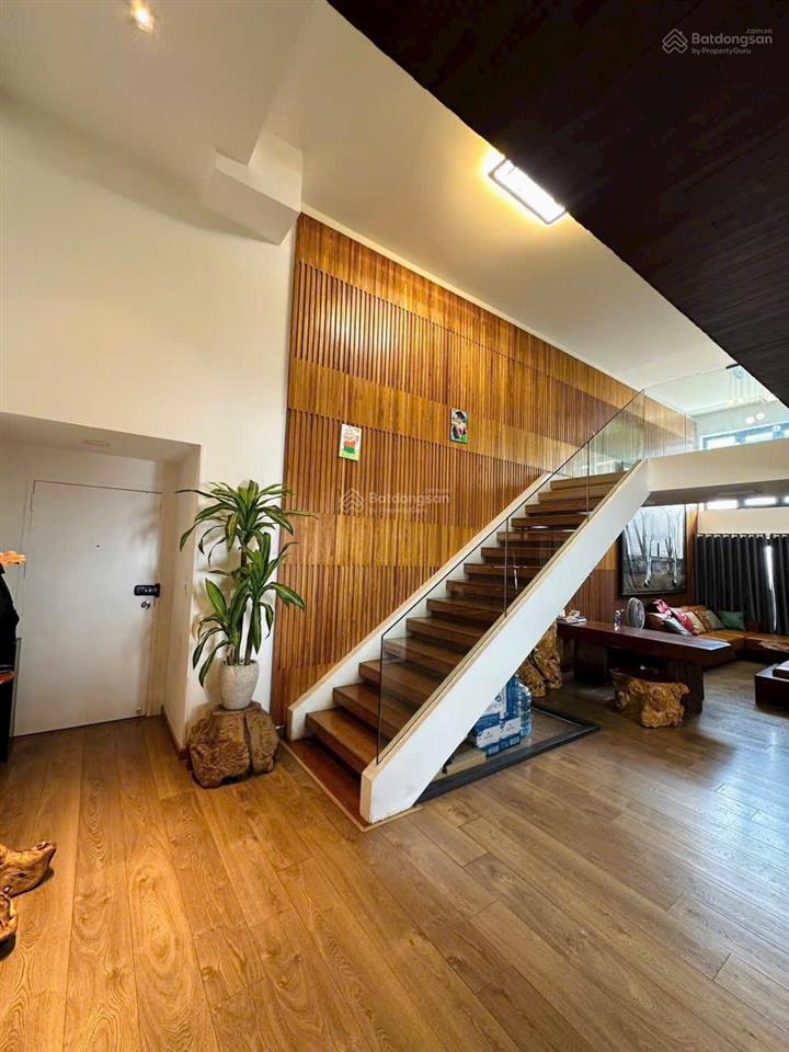 Cho thuê duplex sky garden 3pn 2wc  view thoáng tầng trung