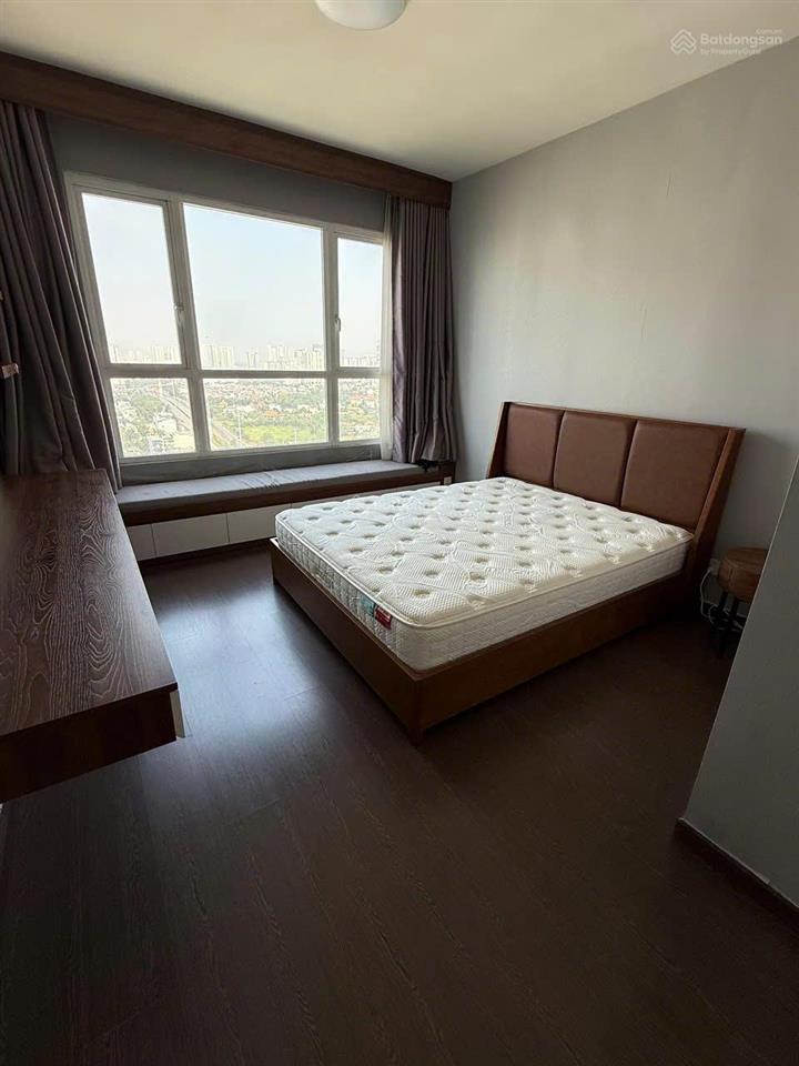 Cho thuê căn 2pn vista verde full nội thất, view city, dọn vào ở ngay