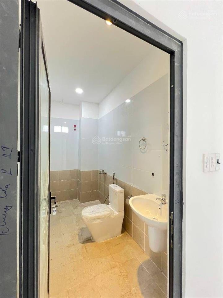 Hiếm! nhà mới 4 pn 100m2 (5x20) hoàng diệu 2 linh chiểu thủ đức hẻm xe hơi hoàn công chuẩn 8 tỷ