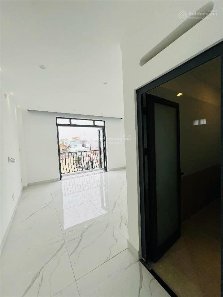 Hiếm! nhà mới 4 pn 100m2 (5x20) hoàng diệu 2 linh chiểu thủ đức hẻm xe hơi hoàn công chuẩn 8 tỷ