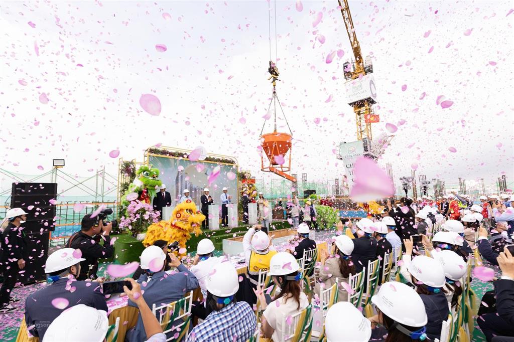 Bán căn hộ chung cư essensia sky, giá thỏa thuận, 116m2, 3pn, 2wc, đẹp, tiện ích