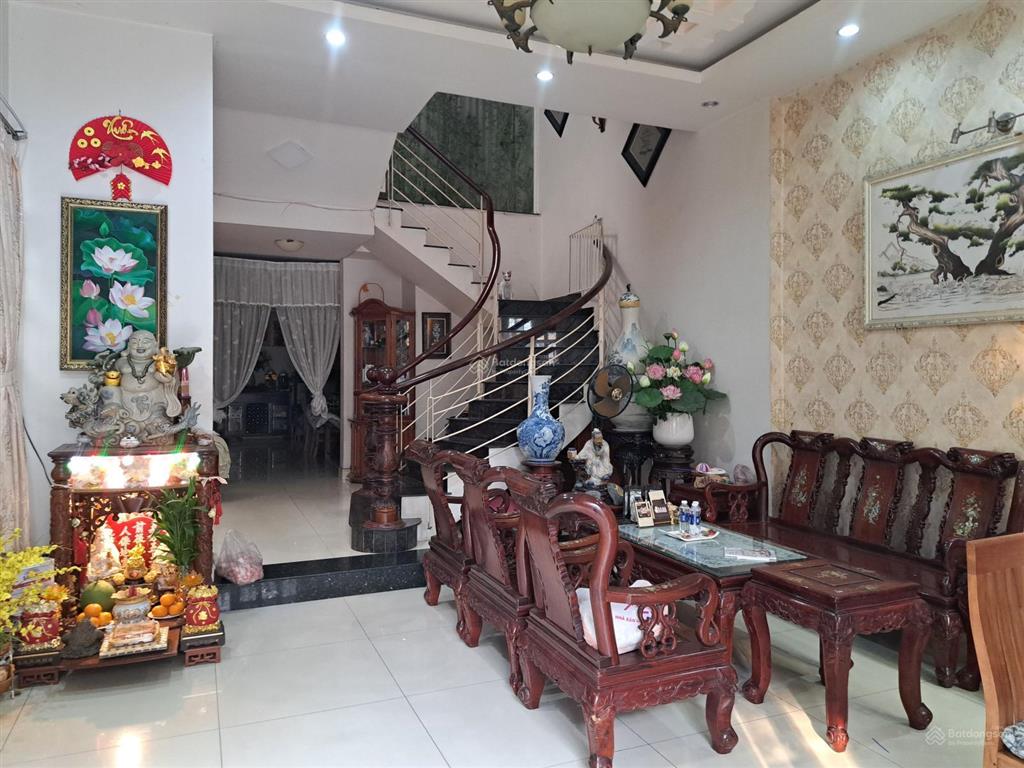 Bán nhà 3 tầng giá tốt 2 mặt tiền đường khiếu năng tĩnh sát bên đường số 2c gần số 7 tên lửa