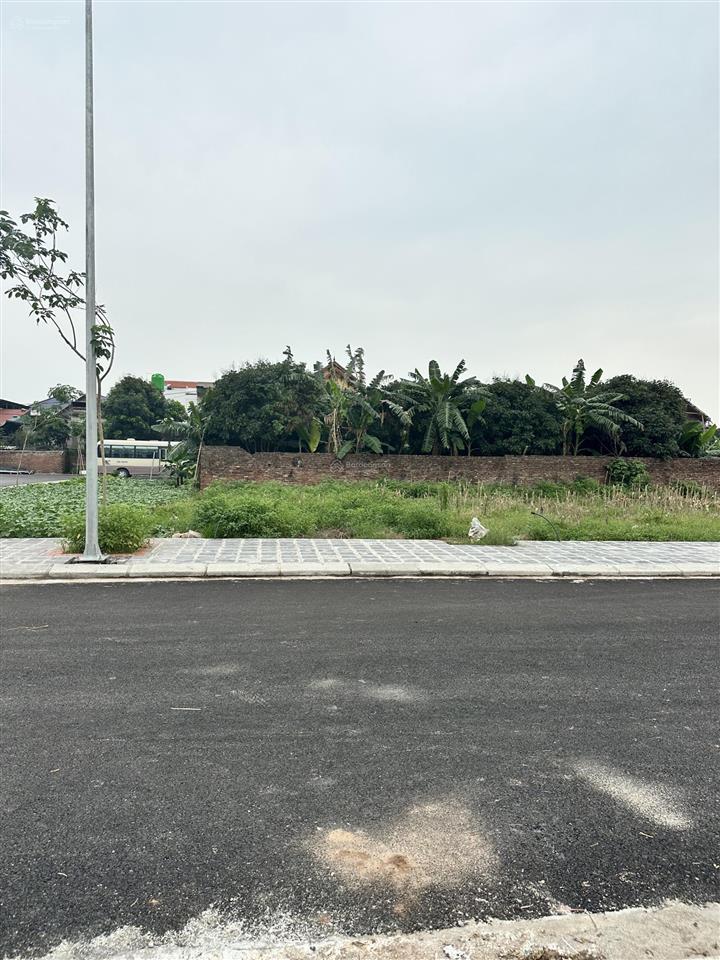 Bán nhanh lô đấu giá mễ sở, đường 13.5m, 75, mặt tiền 5m. giá 3.x tỷ 0967 635 ***