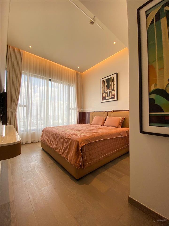 Cho thuê 3pn the marq nội thất đẹp, cao cấp.