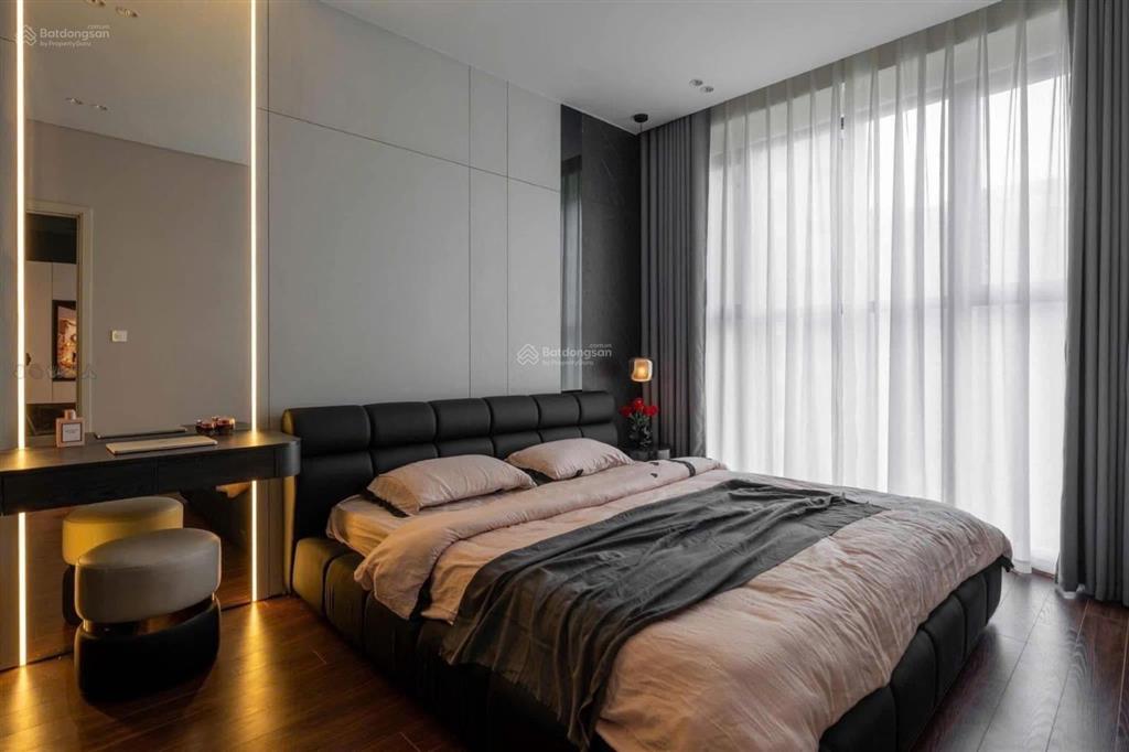 Bán chcc phương đông green park số 1 trần thủ độ  hoàng mai. dt 60m2 2pn căn cực thoáng