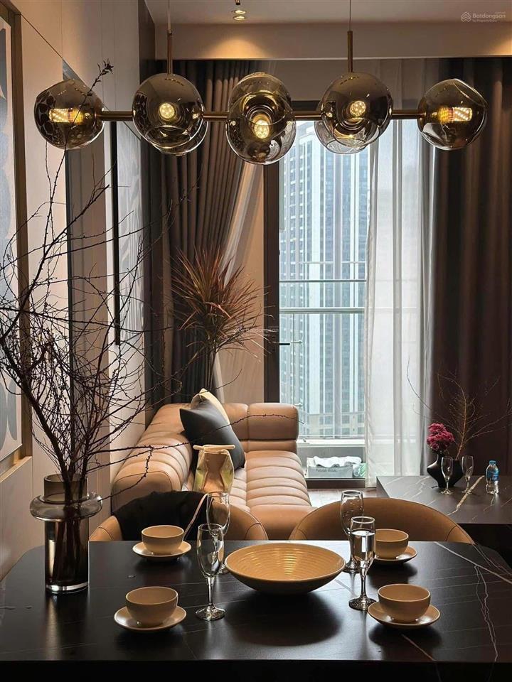 Bán chcc phương đông green park số 1 trần thủ độ  hoàng mai. dt 60m2 2pn căn cực thoáng