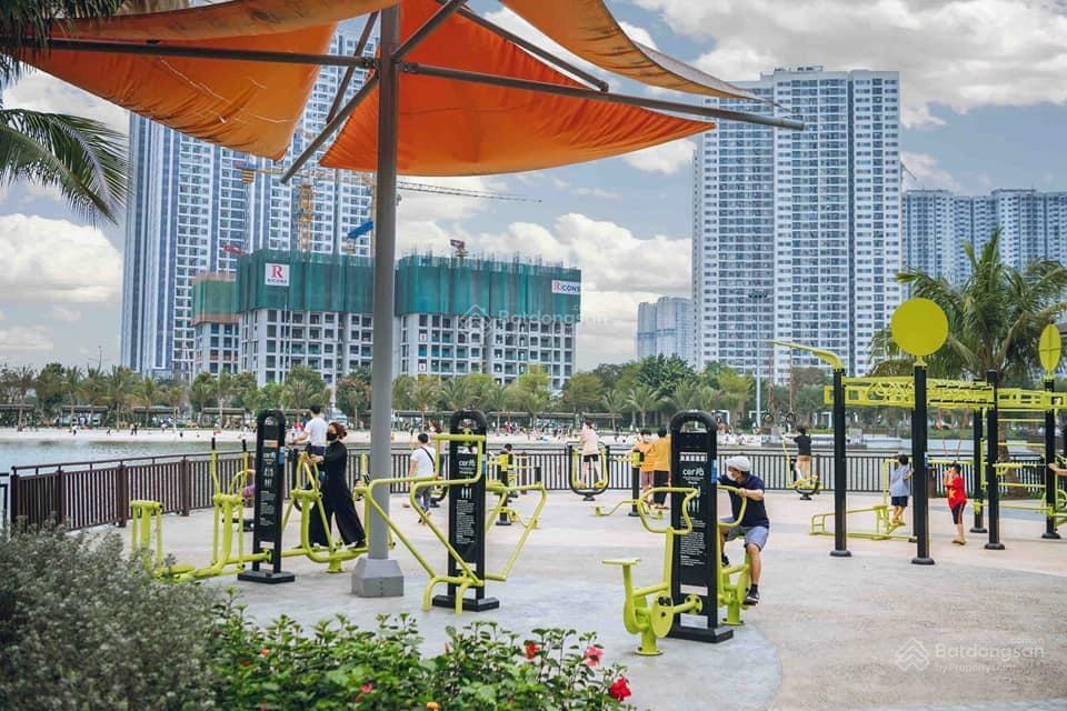 Bán căn 1n+ phân khu cao cấp masteri water front, 43m2, view vinuni đẹp xuất sắc giá chỉ 3,35 tỷ