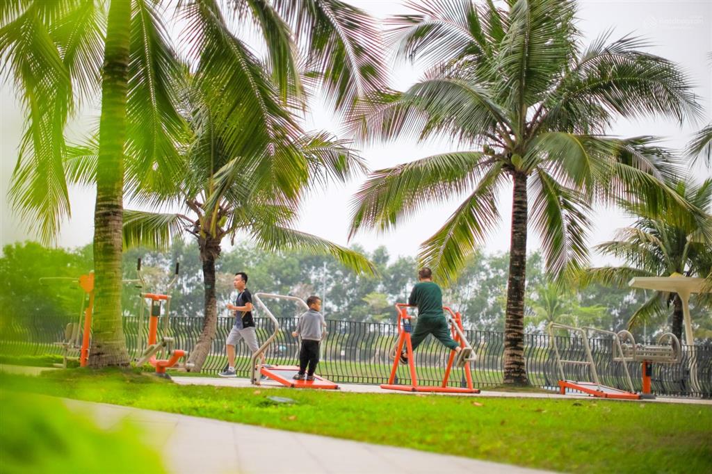 Bán căn 1n+ phân khu cao cấp masteri water front, 43m2, view vinuni đẹp xuất sắc giá chỉ 3,35 tỷ