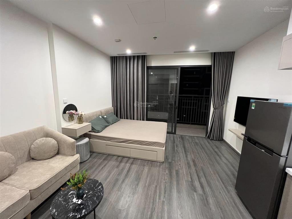 Bán căn 1n+ phân khu cao cấp masteri water front, 43m2, view vinuni đẹp xuất sắc giá chỉ 3,35 tỷ