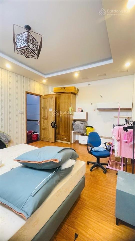 Nhỉnh 9 tỷ  nhà đẹp 4 tầng, hxh né, 77m2, khu phân lô  ngay công viên làng hoa