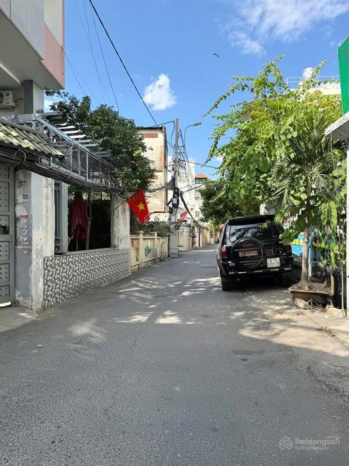 Nhà đẹp 3 tầng btct bình thạnh, hoàng hoa thám sd 60m2, 2pn, 3wc, không lộ giới, 3,9x tỷ tl chủ