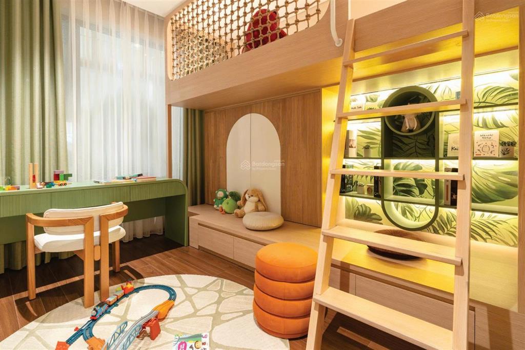 Bán nhanh căn góc 2pn essensia sky, 81m2, giá tốt