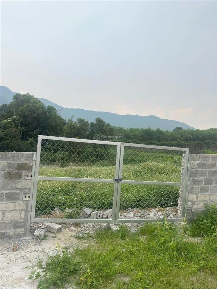 Chính chủ. bán 1007m2, 3 mặt tiền, đường trước đất 7m2. đã có sổ đỏ. qh đất ở. lên full thổ cư được