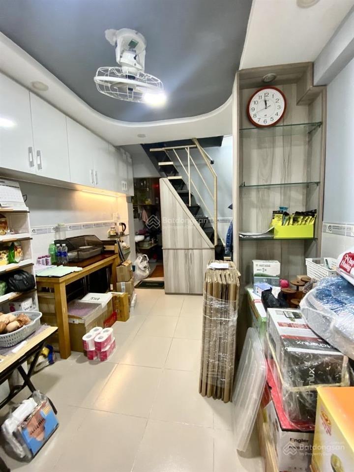 Nguyễn kiệm  hẻm 5m  gần công viên gia định  4 phòng ngủ