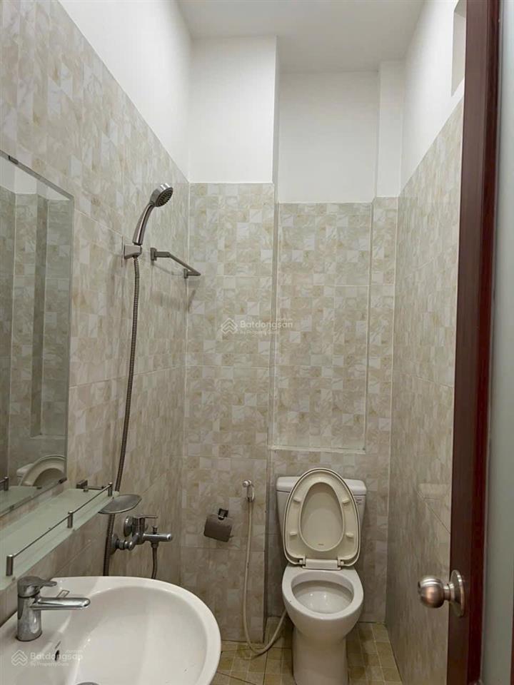 Nhà gần nguyễn thị định, 61m² vuông vức, hẻm 4.5m xe hơi tới cửa nhà, nhà 3 tầng  giá chỉ 6.99 tỷ