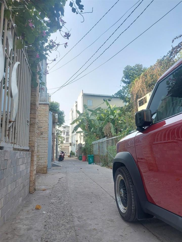 Nhà gần nguyễn thị định, 61m² vuông vức, hẻm 4.5m xe hơi tới cửa nhà, nhà 3 tầng  giá chỉ 6.99 tỷ