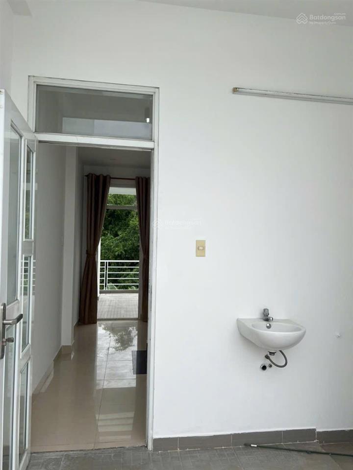 Nhà gần nguyễn thị định, 61m² vuông vức, hẻm 4.5m xe hơi tới cửa nhà, nhà 3 tầng  giá chỉ 6.99 tỷ