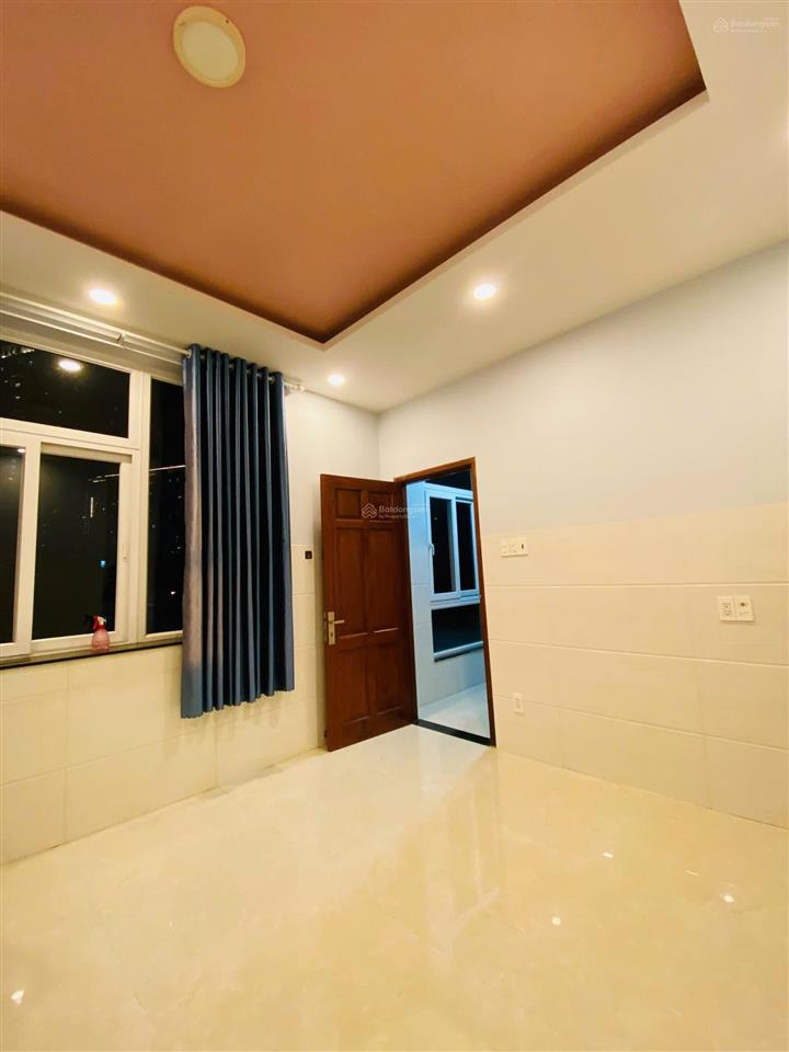 Nhà gần đảo kim cương  173.2m2  ngang 6.3m  3 tầng  5pn  hẻm ô tô  chỉ 12.35 tỷ