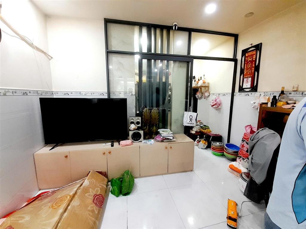 Mặt tiền kinh doanh  ngang 7.7m hiếmsát nguyễn duy trinh  đường 12m  3 tầng  5pn  chỉ 8.6 tỷ