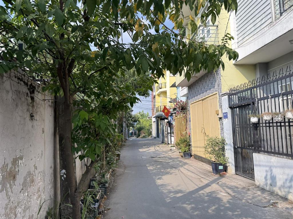 Bán đất mặt tiền tại nguyễn duy trinh, 194 tỷ, 1865.4m2, giá siêu hời hot