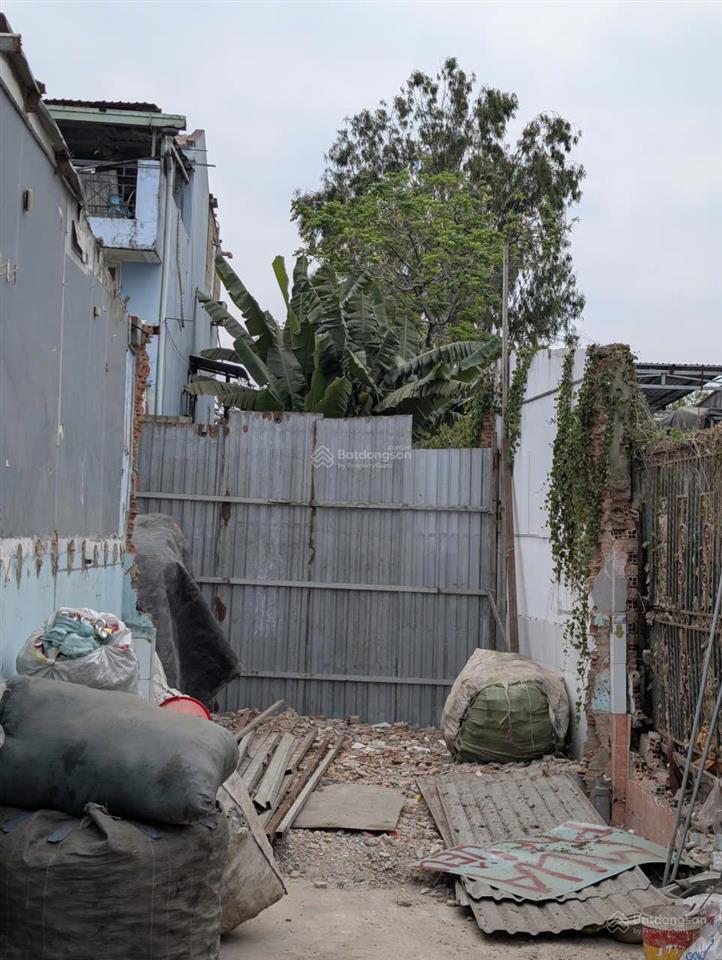 Bán đất mặt tiền tại nguyễn duy trinh, 30 tỷ, 160.8 m2 giá tốt