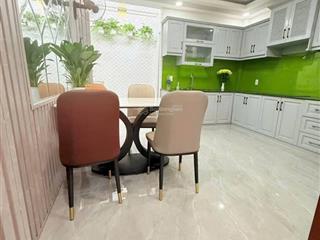 Bán nhà mặt phố đẹp tại hoàng liên, 16,2 tỷ, 102,6m2, 5pn, 4wc, chính chủ