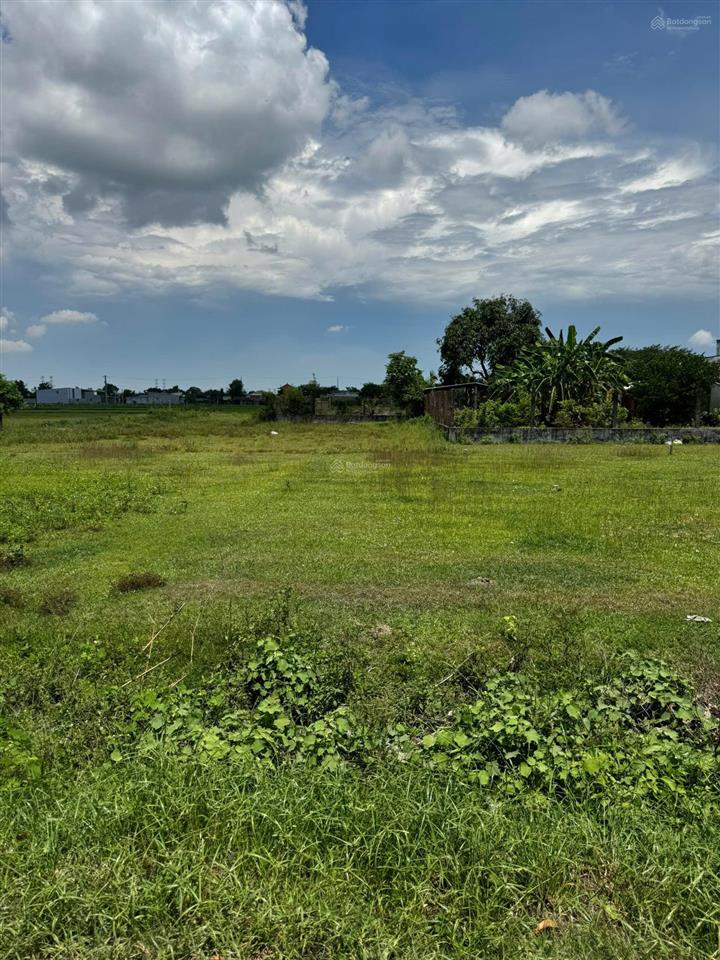 Bán đất tại quốc lộ 14, 26,5 tỷ, 54662 m2, pháp lý đầy đủ, giá cực chất