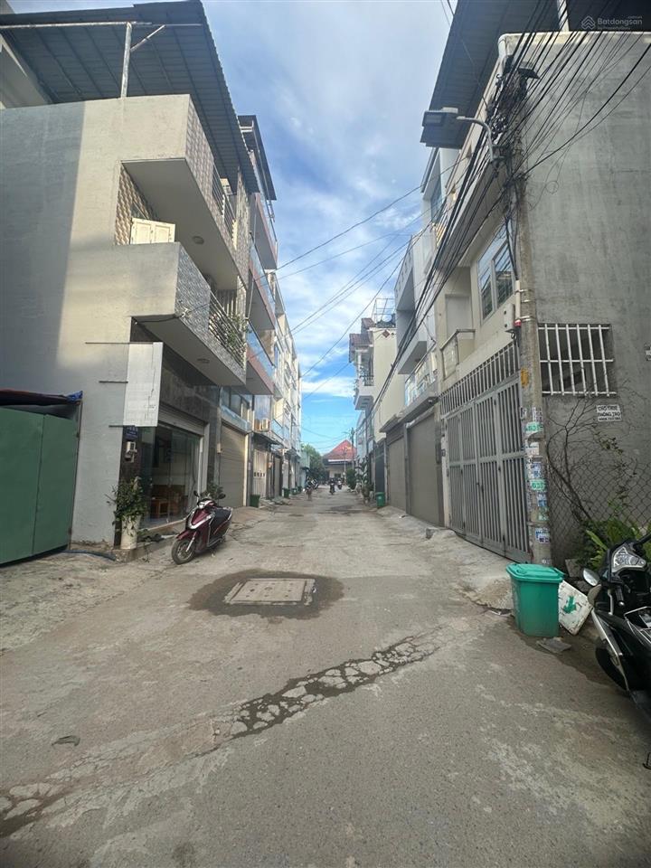 Chỉ 2,7 tỷ  nhà 2 tầng  ngay võ văn hát  lã xuân oai  3pn  đầy đủ công năng  còn thương lượng